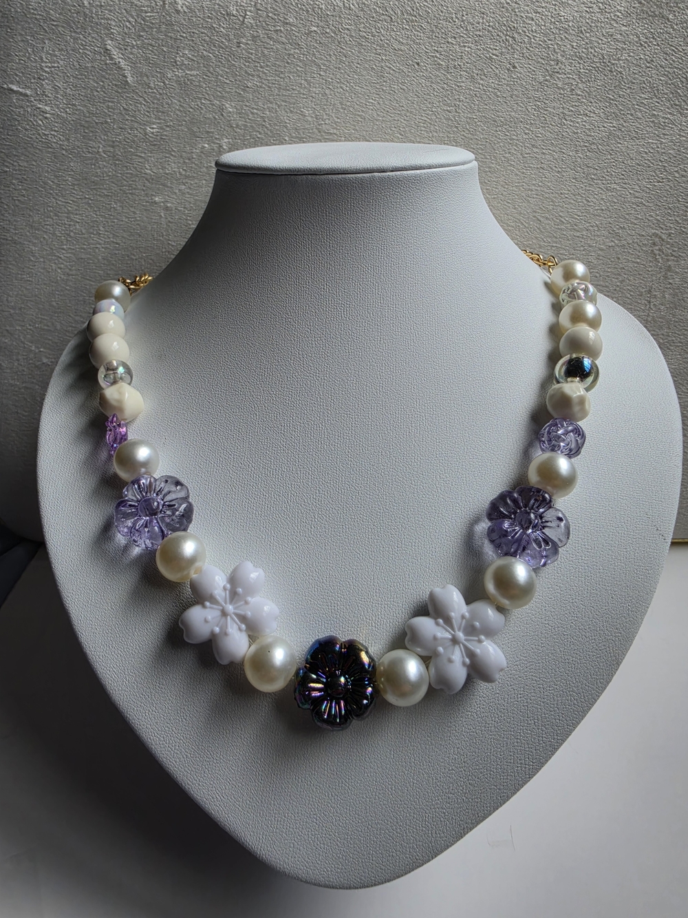 Lavender & White Floral Pearl Statement Necklace - Unbranded
